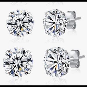 One‎ Pair of Sterling Silver Cubic Zirconia Studs